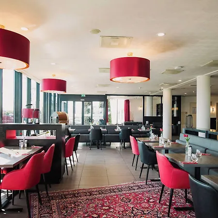Bastion Hotel 3*